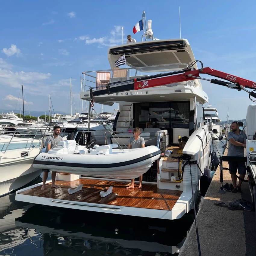 Services et Assistance Modern Boat - Absolute - Mandelieu Cannes