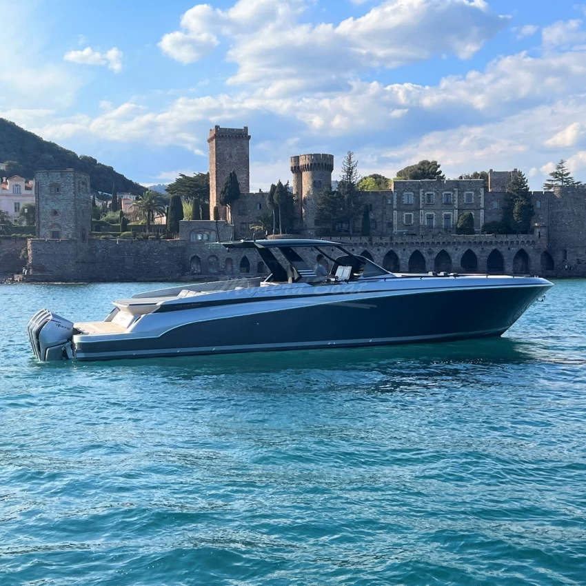 Gladiator 493 Canados Modern Boat bateau disponible Cannes Mandelieu France