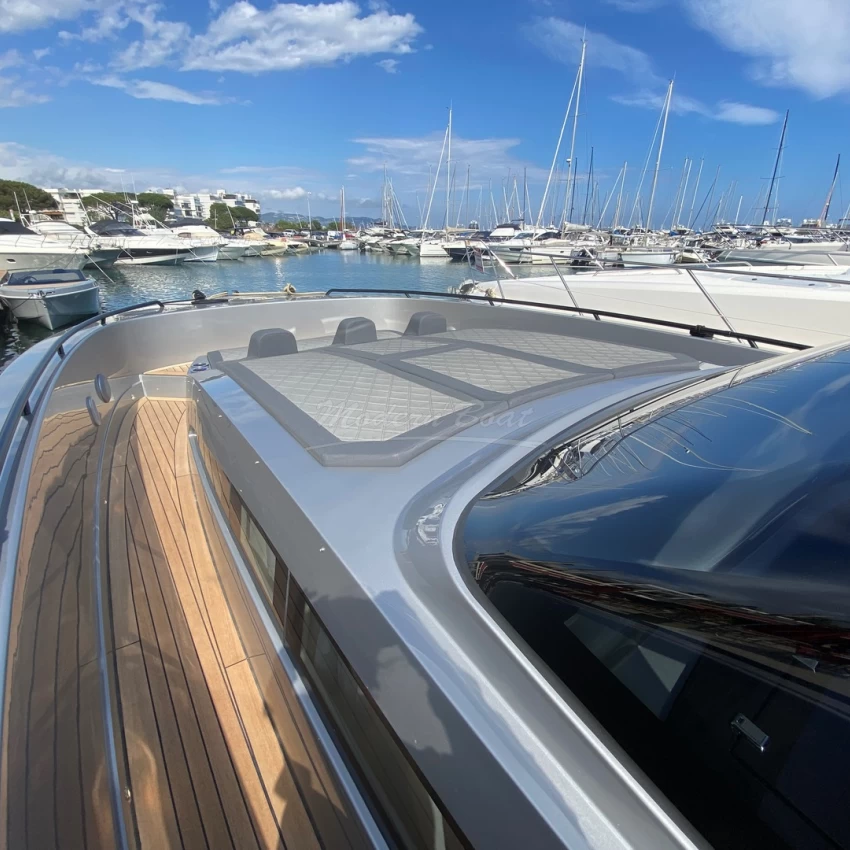 Gladiator 493 Canados Modern Boat bateau disponible Cannes Mandelieu France